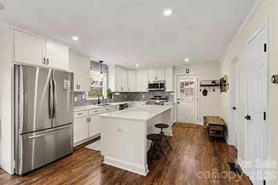 9211 Mt Holly-Huntersville Road, Huntersville, NC 28078 - Photo 6