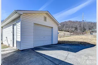 2313 Hyder Mountain Road, Clyde, NC 28721 - Photo 10