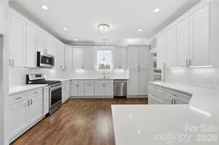 1210 Aragon Beach Rd, Rock Hill, SC 29732 - Photo 8