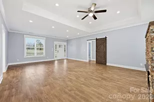 1210 Aragon Beach Rd, Rock Hill, SC 29732 - Photo 4