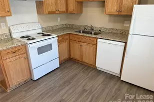 799 Cherry St, Statesville, NC 28677 - Photo 4