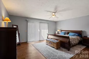 404 W Browning Rd, Hendersonville, NC 28791 - Photo 16