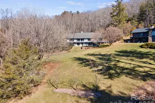 404 W Browning Rd, Hendersonville, NC 28791 - Photo 40