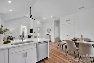 122 Plumtree Ln, Statesville, NC 28677 - Photo 14