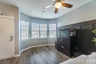 16708 Prairie Falcon Ln, Charlotte, NC 28278 - Photo 2