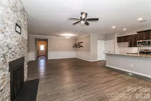 180 N Cromwell Dr, Mooresville, NC 28115 - Photo 14