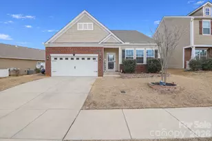 180 N Cromwell Dr, Mooresville, NC 28115 - Photo 2