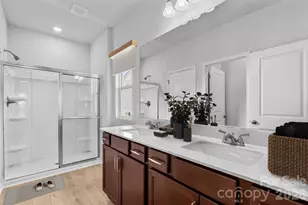 202 Rodeo Dr, Shelby, NC 28150 - Photo 6