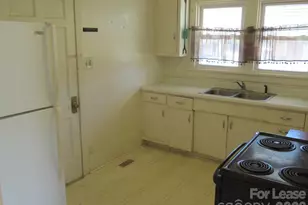 1073 W Nc 150 Hwy, Lincolnton, NC 28092 - Photo 8