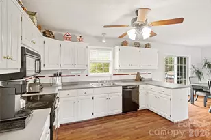 564 Menzies Dr, Rock Hill, SC 29730 - Photo 16