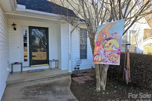 1825 Morningside Ln, Salisbury, NC 28146 - Photo 2