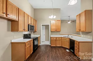 1448 Rainforest Ct, Gastonia, NC 28054 - Photo 8