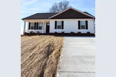 816 Evergreen Avenue, Kannapolis, NC 28081 - Photo 1
