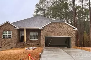 302 Gorham Dr, Albemarle, NC 28001 - Photo 1