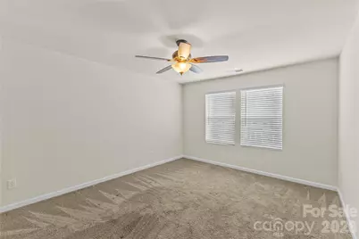 7512 Meridale Forest Drive, Charlotte, NC 28269 - Photo 16