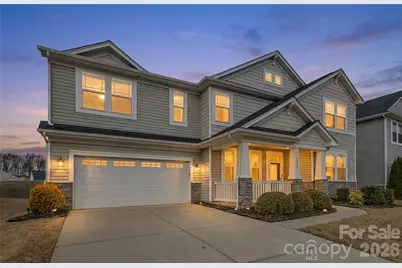 7512 Meridale Forest Drive, Charlotte, NC 28269 - Photo 2