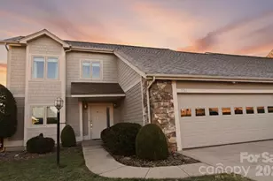 3761 Rock Bridge Dr NE, Conover, NC 28613 - Photo 2