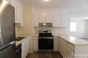 416 E 19th St, Charlotte, NC 28206 - Photo 6