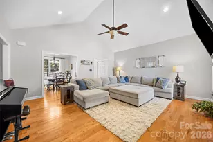 3470 Victorian Hls Dr, Richburg, SC 29729 - Photo 8