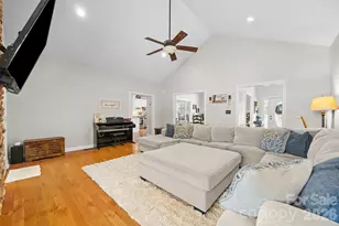 3470 Victorian Hills Dr, Richburg, SC 29729 - Photo 8