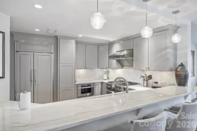 520 E Martin Luther King Jr Boulevard #701, Charlotte, NC 28202 - Photo 8