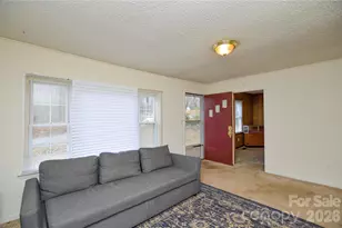 1027 Morningside Park Dr, Gastonia, NC 28054 - Photo 6