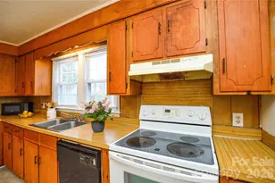 1027 Morningside Park Dr, Gastonia, NC 28054 - Photo 4