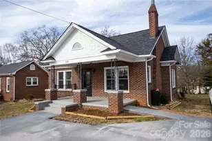 430 N Green St, Morganton, NC 28655 - Photo 1