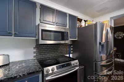 8042 Regent Park Lane, Charlotte, NC 28210 - Photo 10