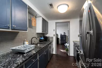 8042 Regent Park Lane, Charlotte, NC 28210 - Photo 8