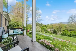 60 Club Knoll Ave, Waynesville, NC 28786 - Photo 8