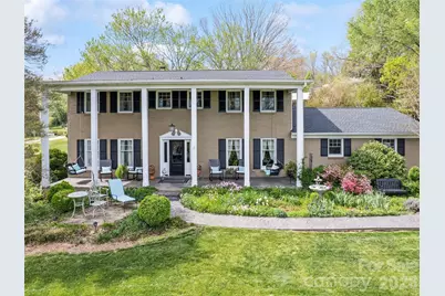 60 Club Knoll Avenue, Waynesville, NC 28786 - Photo 1