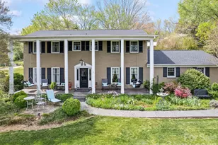 60 Club Knoll Ave, Waynesville, NC 28786 - Photo 1