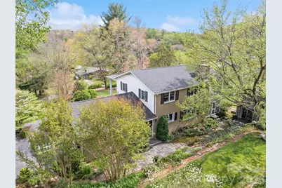 60 Club Knoll Avenue, Waynesville, NC 28786 - Photo 4