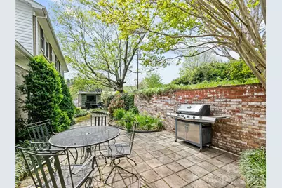 60 Club Knoll Avenue, Waynesville, NC 28786 - Photo 12