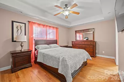 1107 16th Avenue Place NW, Hickory, NC 28601 - Photo 16