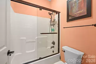 1107 16th Ave Pl NW, Hickory, NC 28601 - Photo 20