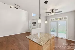719 Deerbrook Ln, Fort Mill, SC 29708 - Photo 8