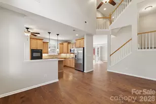 719 Deerbrook Ln, Fort Mill, SC 29708 - Photo 6