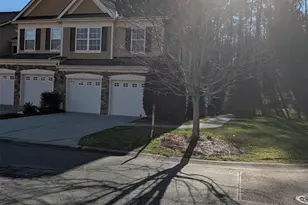 719 Deerbrook Ln, Fort Mill, SC 29708 - Photo 2