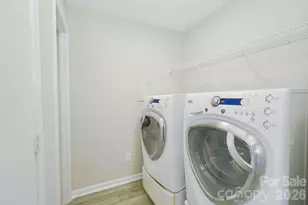 9614 Rau Ct, Charlotte, NC 28215 - Photo 16