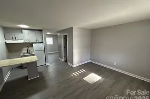 386 17th Ave NE, Hickory, NC 28601 - Photo 6