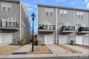 4012 Capital Rdg Ct, Charlotte, NC 28205 - Photo 22