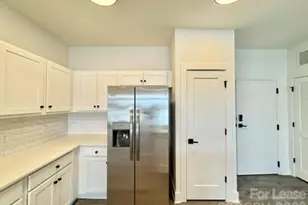 175 W Black St, Rock Hill, SC 29730 - Photo 12