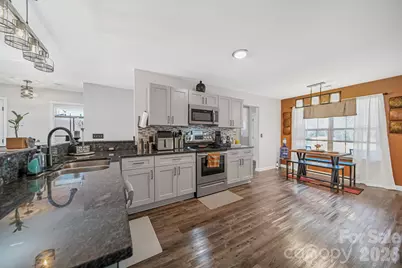 1189 W Elizabeth Street, Pageland, SC 29728 - Photo 8