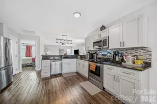 1189 W Elizabeth St, Pageland, SC 29728 - Photo 10