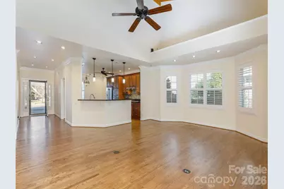 133 Towne Place Drive, Hendersonville, NC 28792 - Photo 8