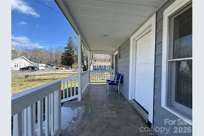 29 Fifth Street, Waynesville, NC 28786 - Photo 2