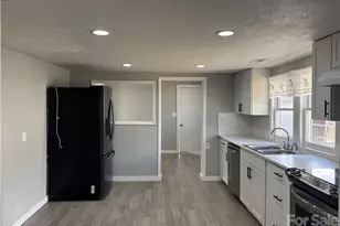 29 5th St, Waynesville, NC 28786 - Photo 8