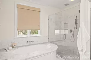 246 Colville Rd, Charlotte, NC 28207 - Photo 22